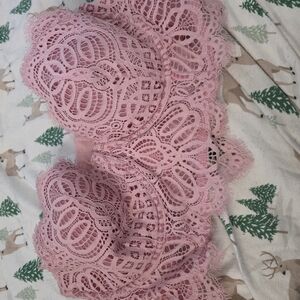 Victoria's Secret Pink Lace Bra with Intricate Design